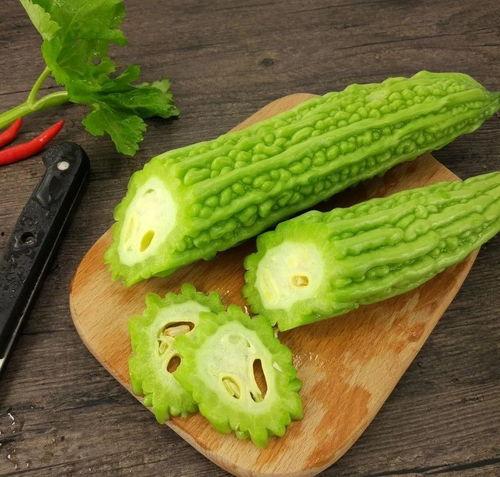 小黑吃瓜网,揭秘娱乐圈幕后故事，带你领略明星真实生活